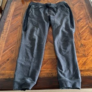 LuluLemon men’s joggers in XL.